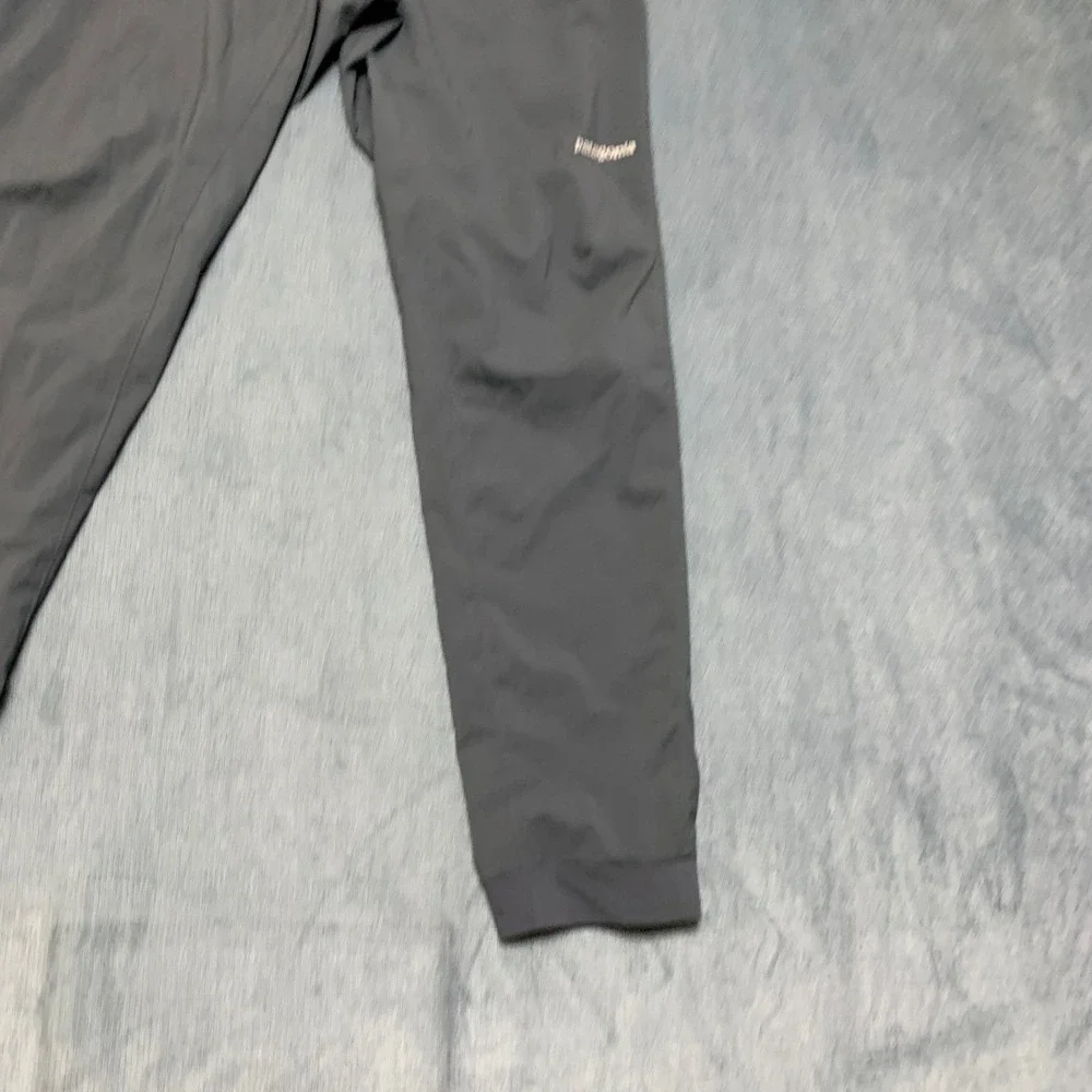Patagonia Worn Wear Terrebonne Joggers Pants Mens S Gray Tapered Leg Drawstring